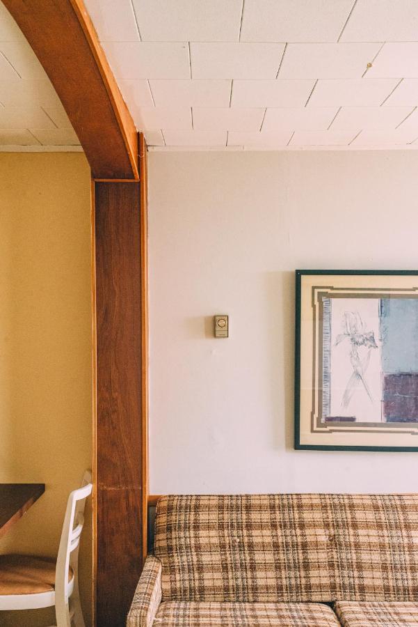 Motel Nordet à Saint Georges De Malbaie Extérieur photo