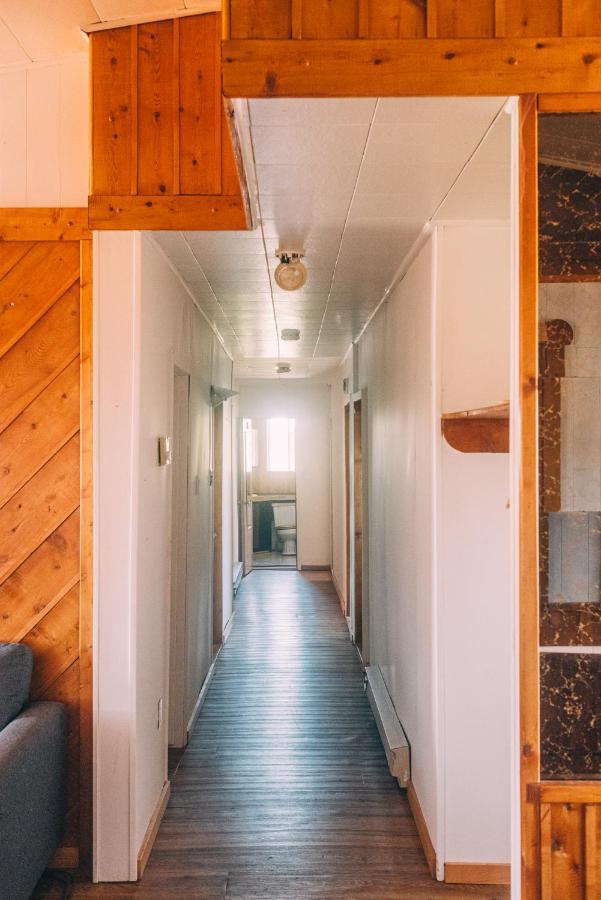 Motel Nordet à Saint Georges De Malbaie Extérieur photo